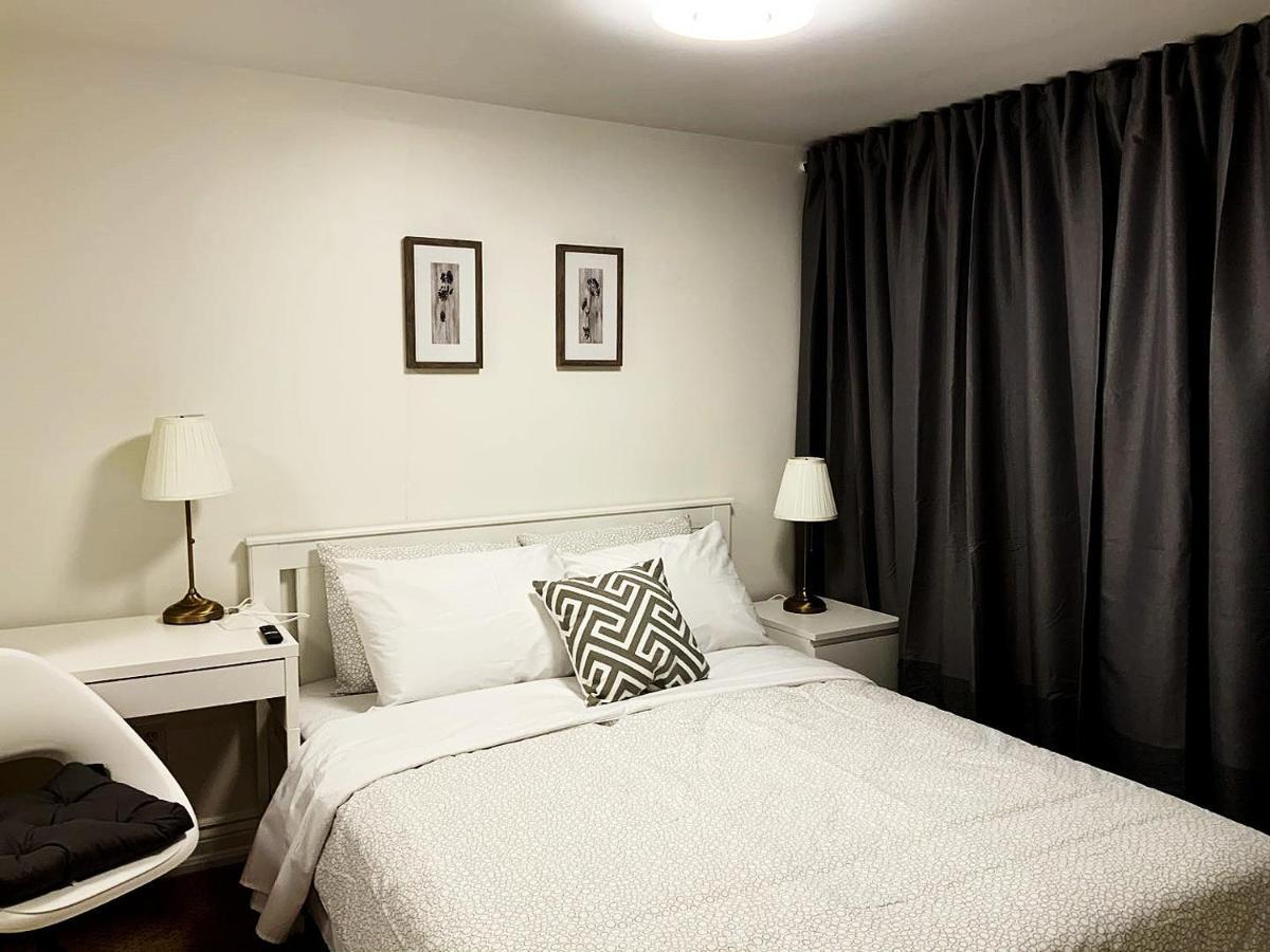 The Leaside Garden Guesthouse Toronto Exterior photo